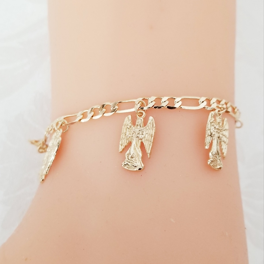 14K Gold Plated Angel’s  Dangle Charms Women's Bracelet. New